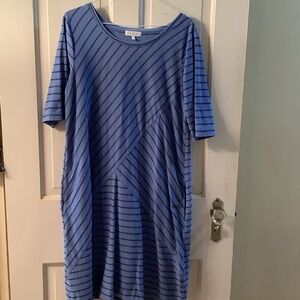 Short sleeve blue Aline dress